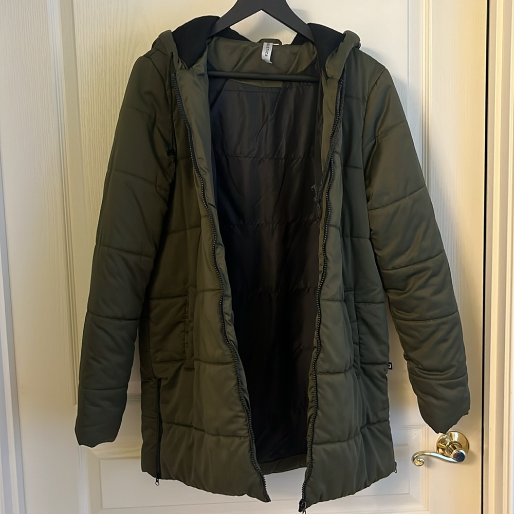 Fabletics Olive Puffer Jacket - Picture 7 of 9